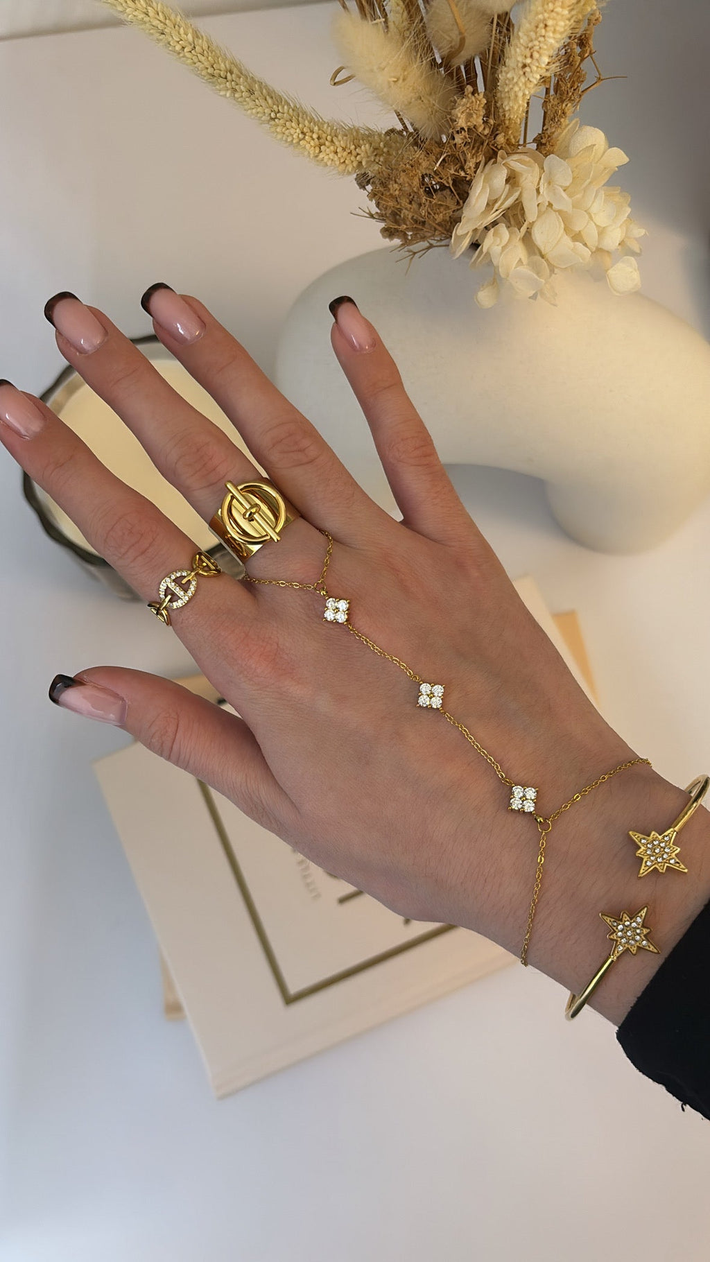 Chaîne de main Athena Gold